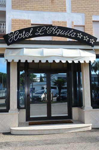 Hotel L'Aquila Pomezia Exterior photo